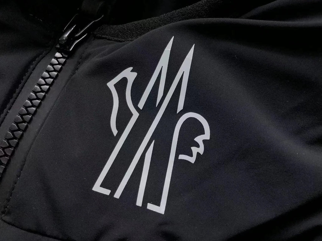 Moncler Arcesaz Down Jacket in Black